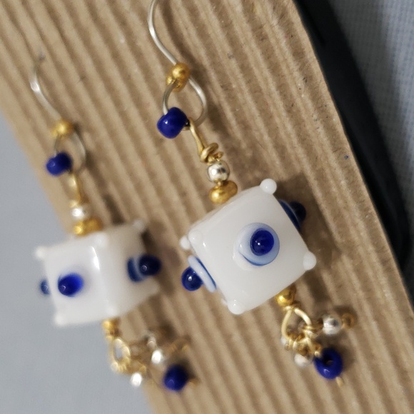 New Beautiful Handmade Bumpy Square Lampwork Glass Earrings Indianapolis Colts - Picture 3 of 5